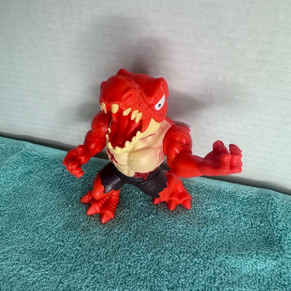Zuru Smashers Horror House Dinosaur / Dino / T-Rex Figure - Picture 1 of 4